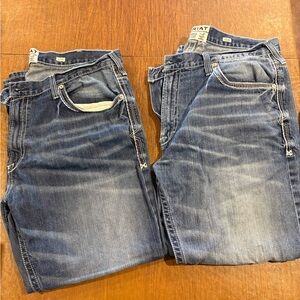 Pair Ariat Men's Relaxed Fit Denim Jeans 42/30
